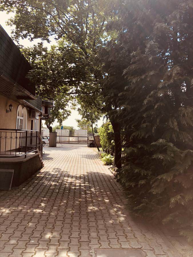 Bed and Breakfast Zoeldteto Panzio Балатонфюред Экстерьер фото